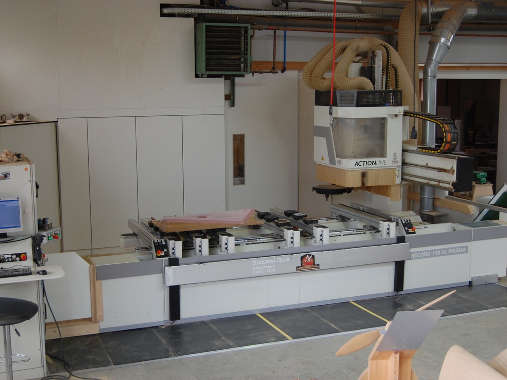 Fräszentrum 2 5-Achs-Fräsanlage